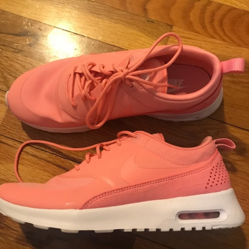 Nike Air Max Thea women’s shoes